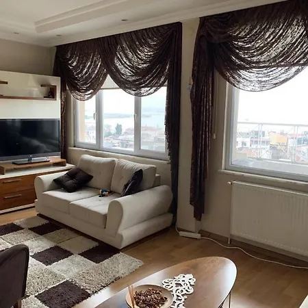 Fabulous Sea View & Luxury In The Center Apartment